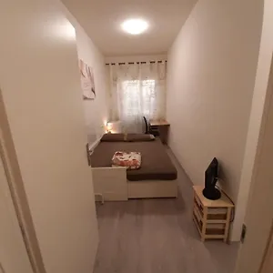 https://a-2-passi-dal-mare-centro-stazione.riccione-hotels.org