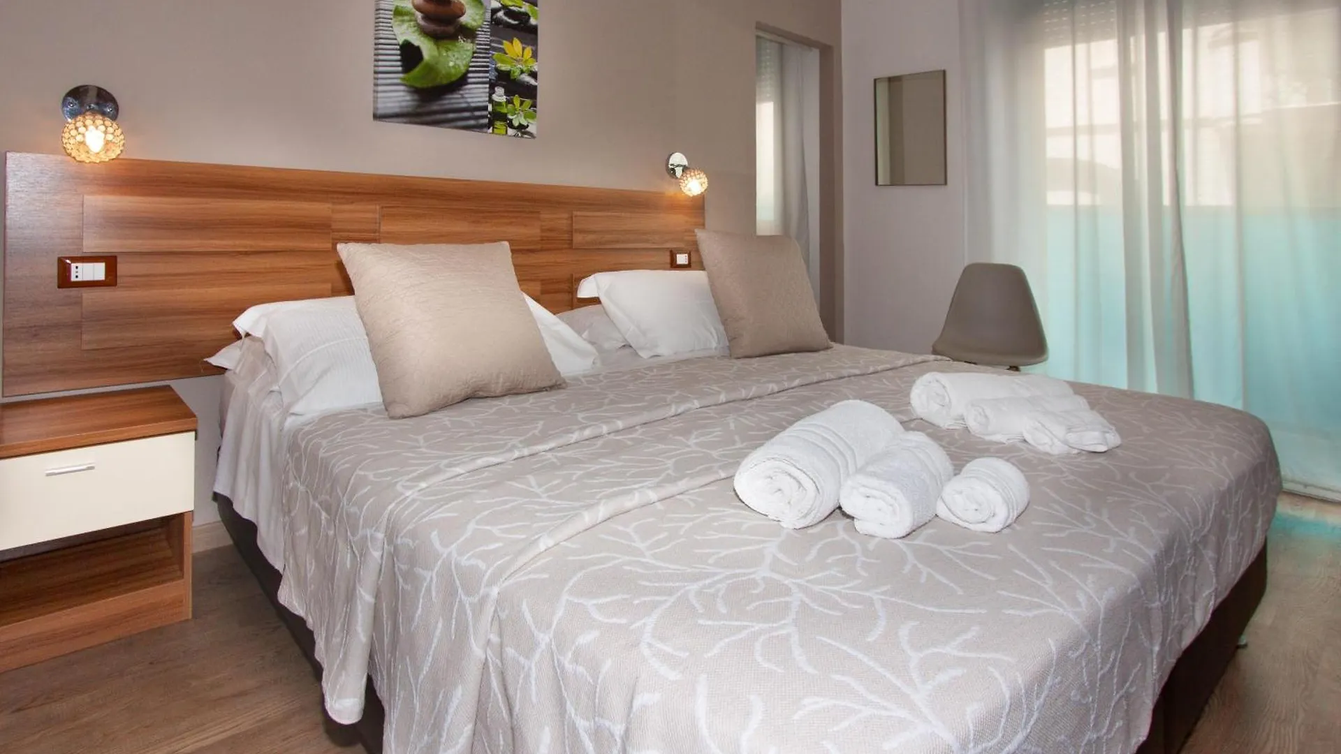 Hotel Spiaggia Marconi Rimini 3*,  Italy