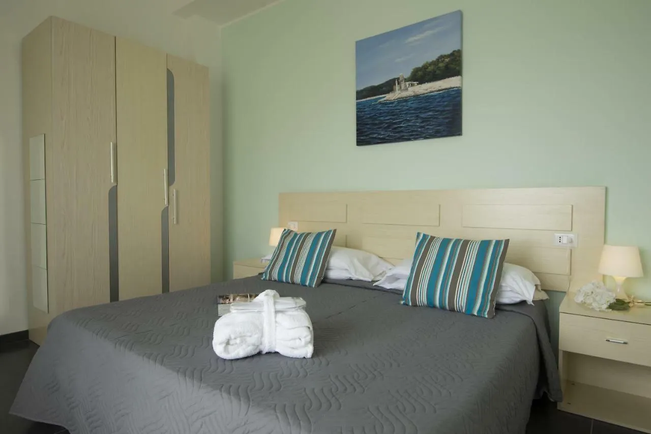 Hotel Spiaggia Marconi Rimini 3*,  Italy